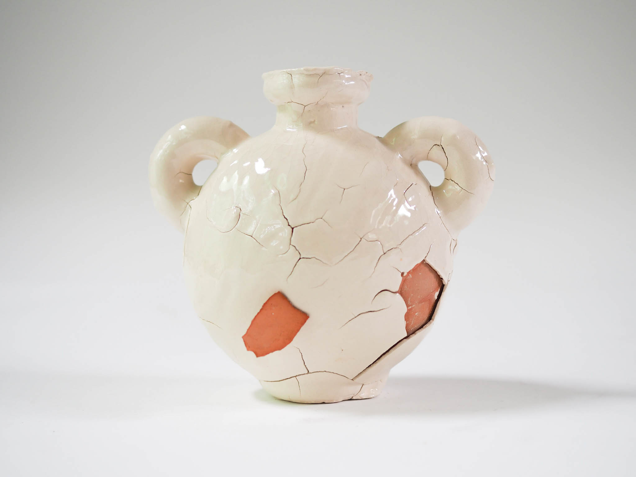 cracked vase white